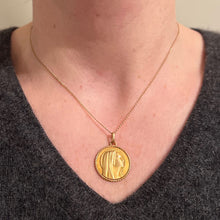 Load image into Gallery viewer, French Serraz Virgin Mary 18K Yellow Gold Medal Pendant