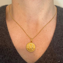 Load image into Gallery viewer, Becker French Zodiac Leo Starsign 18K Yellow Gold Charm Pendant