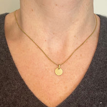 Load image into Gallery viewer, French Round Blank 18K Yellow Gold Medal Pendant