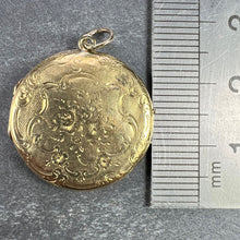 Load image into Gallery viewer, French Flowers 18 Karat Yellow Gold Pendant Locket