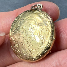 Load image into Gallery viewer, French Flowers 18 Karat Yellow Gold Pendant Locket