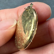 Load image into Gallery viewer, French Flowers 18 Karat Yellow Gold Pendant Locket
