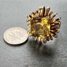 Load image into Gallery viewer, 8.42 Carat Citrine 18 Karat Yellow Gold Retro Spring Cocktail Ring