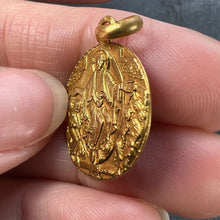 Load image into Gallery viewer, French Jesus Christ on Throne 18K Yellow Gold Medal Pendant