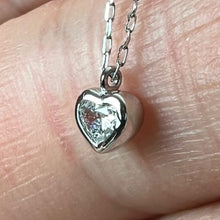 Load image into Gallery viewer, Heart-Shaped Diamond 0.14 Carat Platinum Charm Pendant Necklace