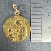 Load image into Gallery viewer, French Religious Jesus Christ Holy Communion 18K Yellow Gold Medal Pendant