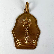 Load image into Gallery viewer, French First Communion 18K Yellow Gold Medal Pendant