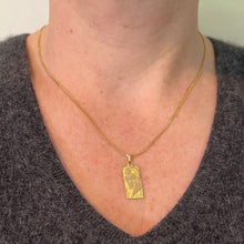 Load image into Gallery viewer, French Capricorn Ares Starsign Zodiac 18K Yellow Gold Charm Medal Pendant