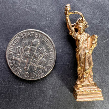Load image into Gallery viewer, Statue of Liberty New York USA 14K Yellow Gold Charm Pendant