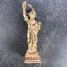Load image into Gallery viewer, Statue of Liberty New York USA 14K Yellow Gold Charm Pendant