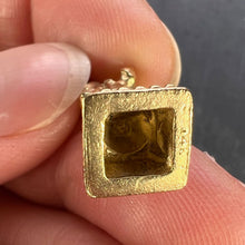 Load image into Gallery viewer, Statue of Liberty New York USA 14K Yellow Gold Charm Pendant