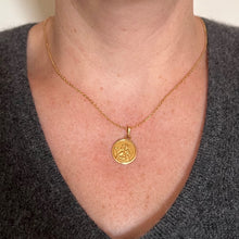 Load image into Gallery viewer, French Rafael’s Cherub 18K Yellow Gold Charm Pendant