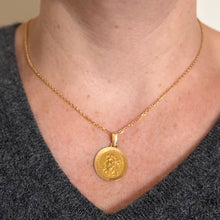 Load image into Gallery viewer, French 18K Yellow Gold Jesus Christ Crown of Thorns Medal Charm Pendant