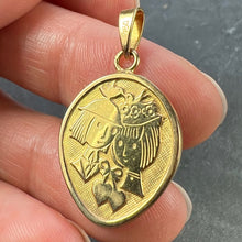 Load image into Gallery viewer, French Les Amoureux de Peynet Pair of Lovers 18K Yellow Gold Charm Pendant