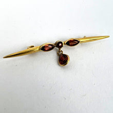 Load image into Gallery viewer, Vintage Almandine-Pyrope Garnet 18K Yellow Gold Bar Brooch