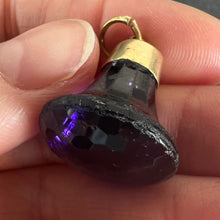 Load image into Gallery viewer, Vintage Large 18K Yellow Gold Paste Fob Charm Pendant