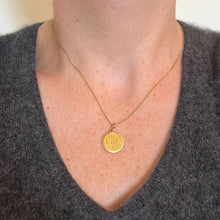 Load image into Gallery viewer, Vintage French Toi et Moi Flames of Love 18K Yellow Gold Charm Pendant