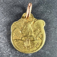 Load image into Gallery viewer, French Rasumny Deer Hunting Horn 18K Yellow Gold Charm Pendant