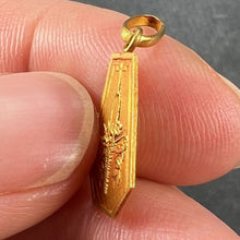 Load image into Gallery viewer, French Yellow Gold Flower Basket Charm Pendant