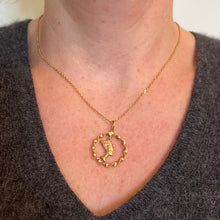 Load image into Gallery viewer, Egyptian Queen Nefertiti Bust Circle 18K Yellow Gold Charm Pendant