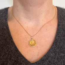 Load image into Gallery viewer, French Virgin Mary Ivy Leaf Wreath 18K Yellow Gold Medal Charm Pendant