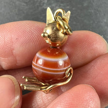 Load image into Gallery viewer, Vintage 18K Yellow Gold Banded Agate Bead Cat Charm Pendant