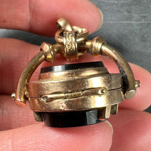 Load image into Gallery viewer, Horseshoe Onyx Horse Cameo 18K Rose Gold Pendant Locket