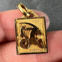 Load image into Gallery viewer, French Capricorn Starsign Zodiac 18K Yellow Gold Charm Medal Pendant