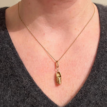 Load image into Gallery viewer, Curled Toe Shoe 14K Yellow Gold Filigree Charm Pendant