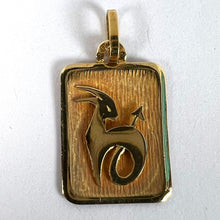 Load image into Gallery viewer, French Capricorn Starsign Zodiac 18K Yellow Gold Charm Medal Pendant