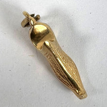 Load image into Gallery viewer, Vintage Curled Toe Shoe 18K Yellow Gold Charm Pendant