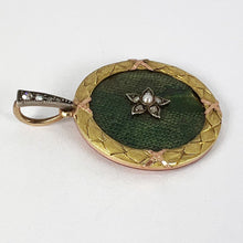Load image into Gallery viewer, Lucky Star Shagreen 18 Karat Yellow Gold Pearl Diamond Charm Pendant