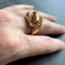Load image into Gallery viewer, French Retro 18K Yellow Gold Ring