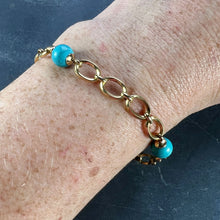 Load image into Gallery viewer, 18 Karat Yellow Gold Turquoise Link Bracelet