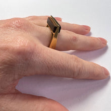 Load image into Gallery viewer, French 18K Yellow Gold Wood Square Ring
