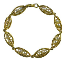 Load image into Gallery viewer, French 18 Karat Yellow Gold Caged Pearl Bracelet
