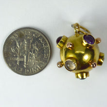 Load image into Gallery viewer, 14 Karat Yellow Gold Quartz Sputnik Charm Pendant