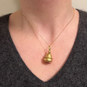 Vintage 18 Karat Yellow Gold Amethyst Barrel Charm Pendant