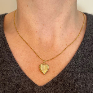 Vintage 18K Yellow Gold Ridged Puffy Heart Charm Pendant
