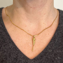 Load image into Gallery viewer, Vintage 18K Yellow Gold Sailing Yacht Boat Rudder Handle Charm Pendant
