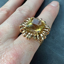 Load image into Gallery viewer, 8.42 Carat Citrine 18 Karat Yellow Gold Retro Spring Cocktail Ring
