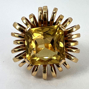 8.42 Carat Citrine 18 Karat Yellow Gold Retro Spring Cocktail Ring