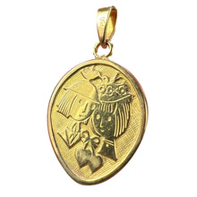 Load image into Gallery viewer, French Les Amoureux de Peynet Pair of Lovers 18K Yellow Gold Charm Pendant
