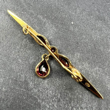 Load image into Gallery viewer, Vintage Almandine-Pyrope Garnet 18K Yellow Gold Bar Brooch
