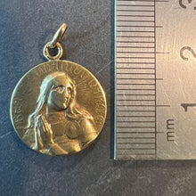 Load image into Gallery viewer, French Vernon Saint Joan of Arc 18K Yellow Gold Medal Pendant
