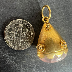 Vintage Rose Quartz Flowers 18 Karat Yellow Gold Charm Pendant