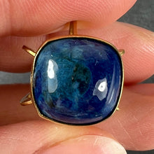 Load image into Gallery viewer, Vintage Abstract Crown 18 Karat Yellow Gold Swiss Lapis Charm Pendant
