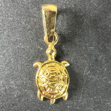 Load image into Gallery viewer, Vintage 18K Yellow Gold Turtle Tortoise Charm Pendant
