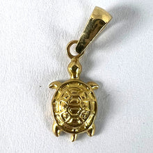 Load image into Gallery viewer, Vintage 18K Yellow Gold Turtle Tortoise Charm Pendant
