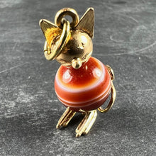 Load image into Gallery viewer, Vintage 18K Yellow Gold Banded Agate Bead Cat Charm Pendant

